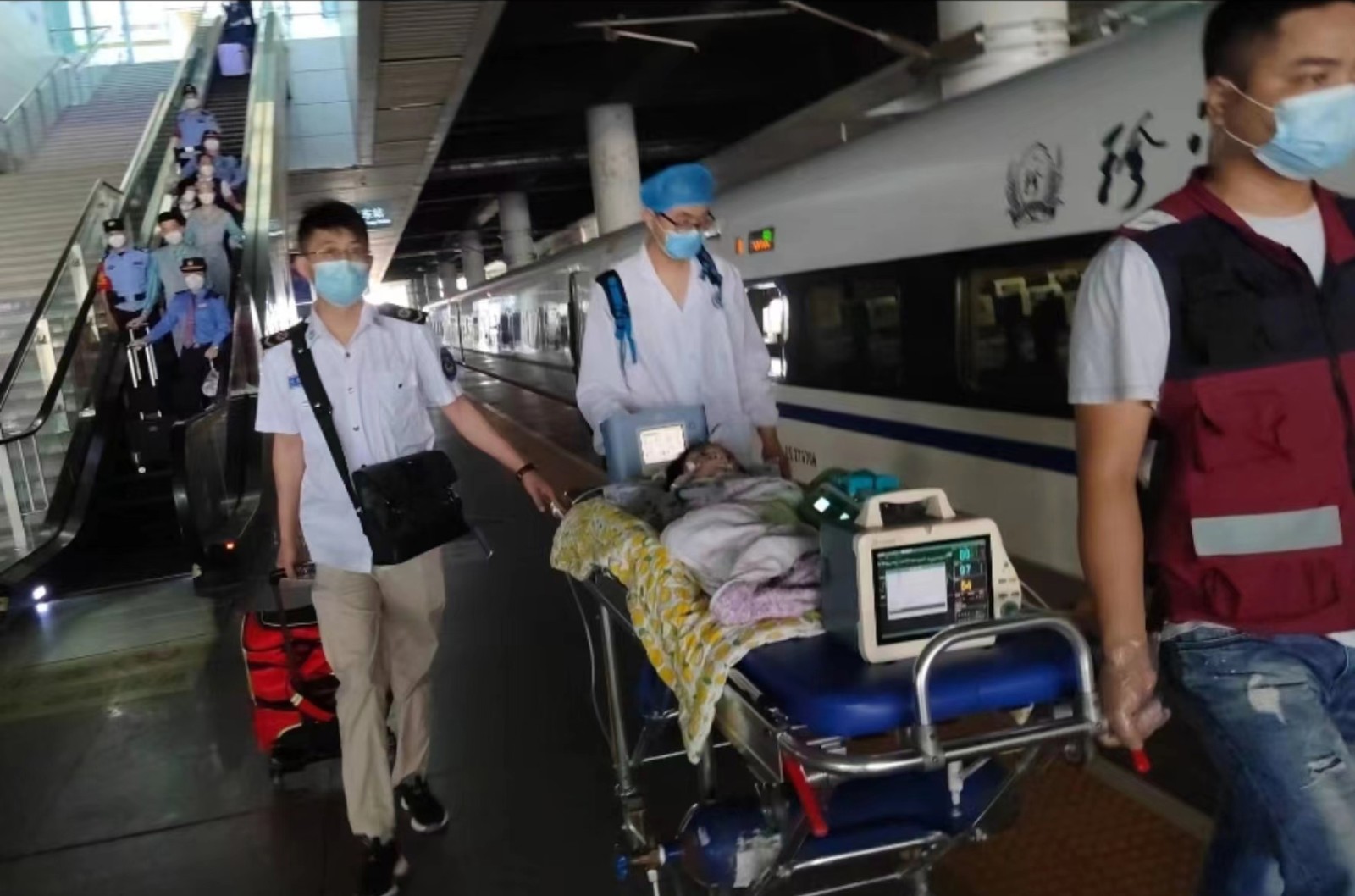 灵璧县高铁转运公司